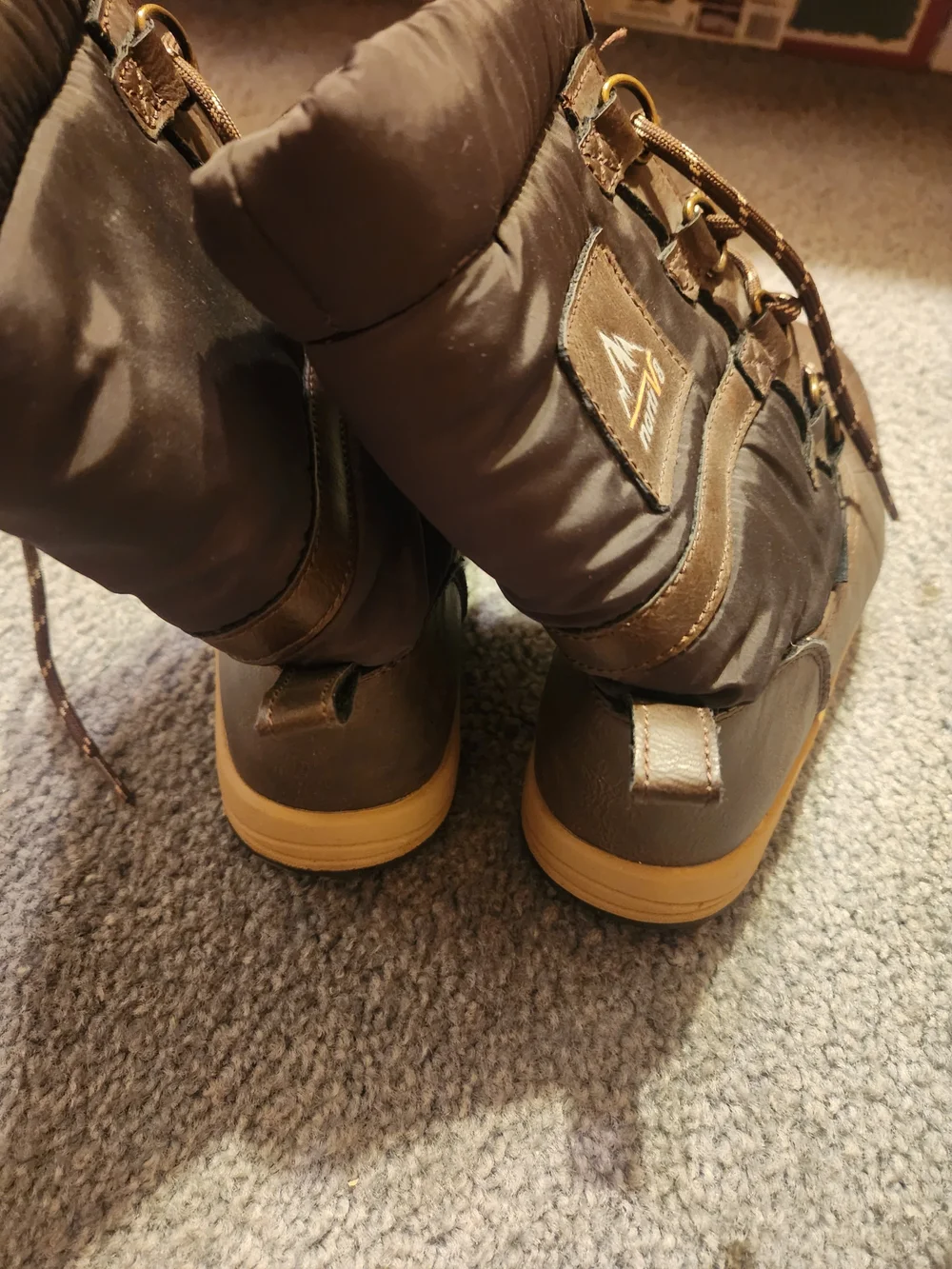 Nortiv8 classic brown